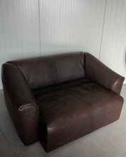 De_Sede_DS-47_NECK_Leather_Two_Seater_Sofa,_Switzerland_1970s