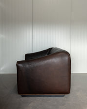 De_Sede_DS-47_NECK_Leather_Two_Seater_Sofa,_Switzerland_1970s