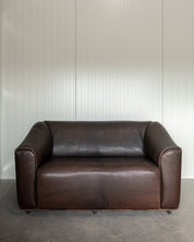 De_Sede_DS-47_NECK_Leather_Two_Seater_Sofa,_Switzerland_1970s