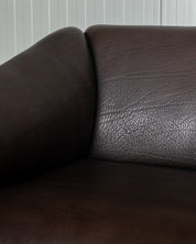 De_Sede_DS-47_NECK_Leather_Two_Seater_Sofa,_Switzerland_1970s