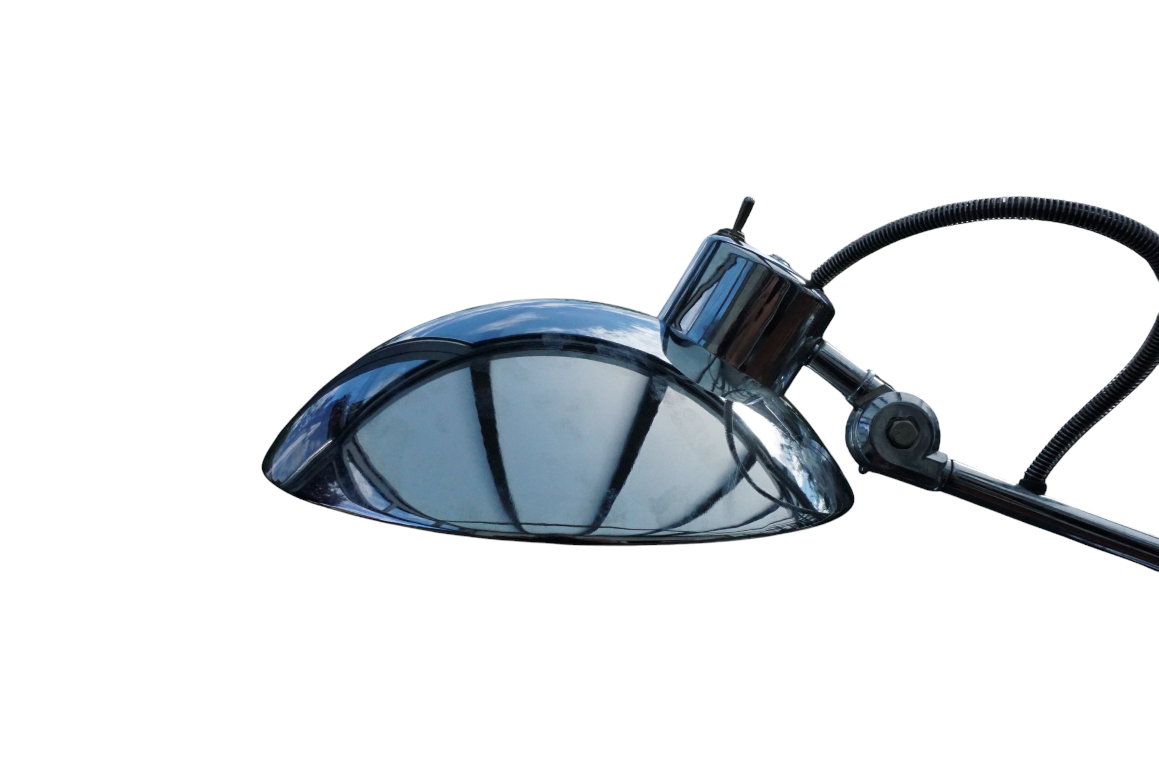 Mid-Century_Chrome_Adjustable_Desk_Lamp_by_Yasuaki_Sasamoto_for_Dulton_Co.,_Japan,_1970s