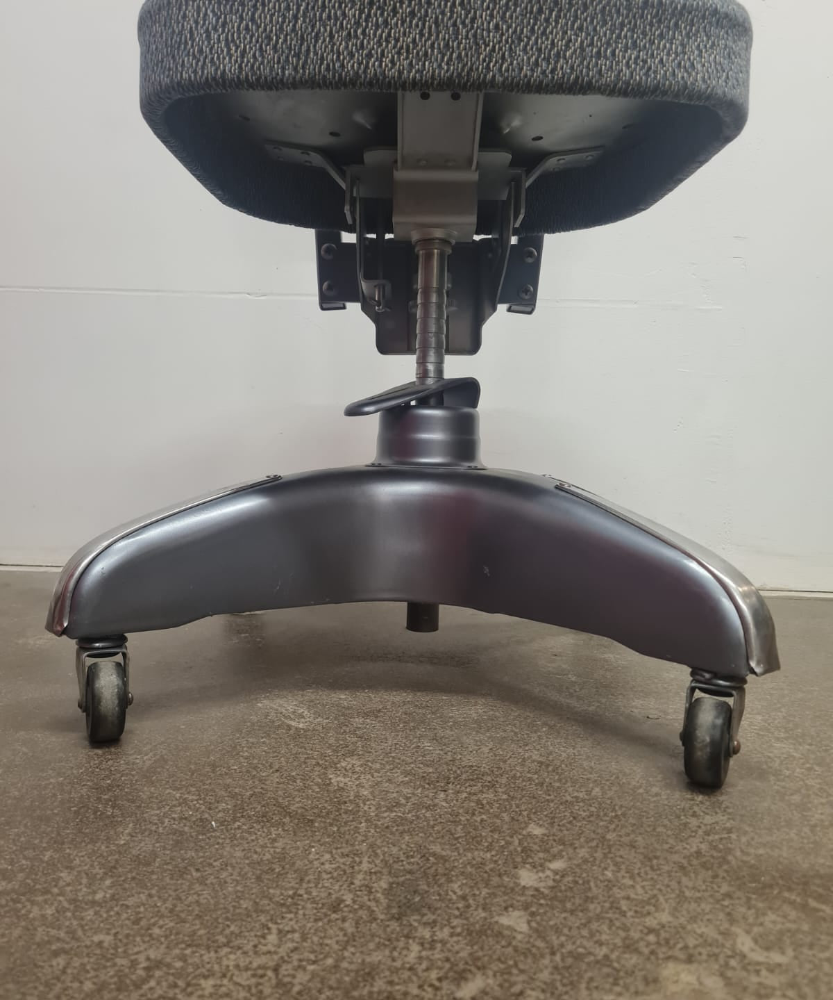 Mid-Century_Cole_Steel_Office_Chair,_USA,_1950s