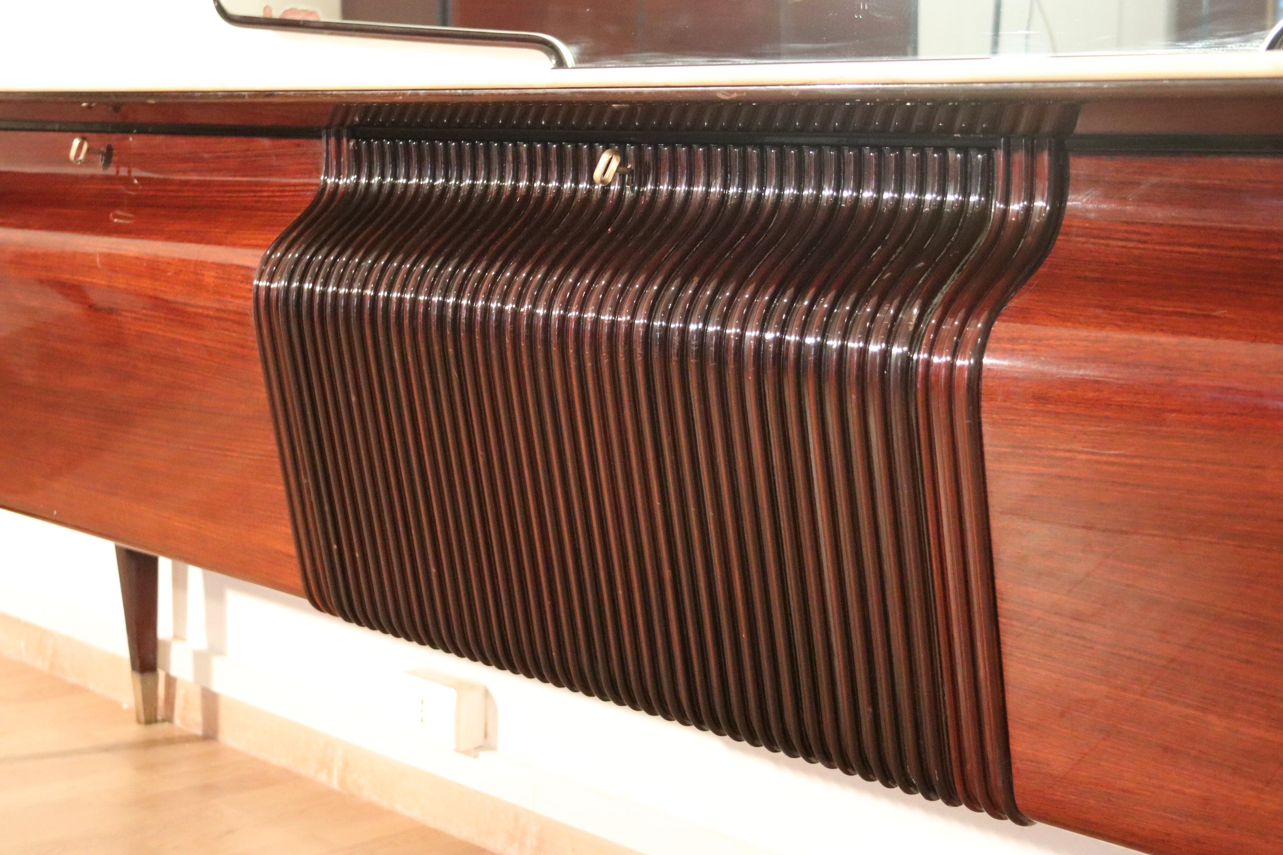 Mid-Century_Credenza_by_Osvaldo_Borsani,_Mahogany_Rosewood_Onyx,_Italy,_1950s