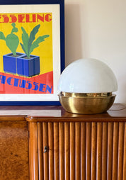 Rumi_Brass_and_Opaline_Glass_Table_Lamp,_Italy_1960s