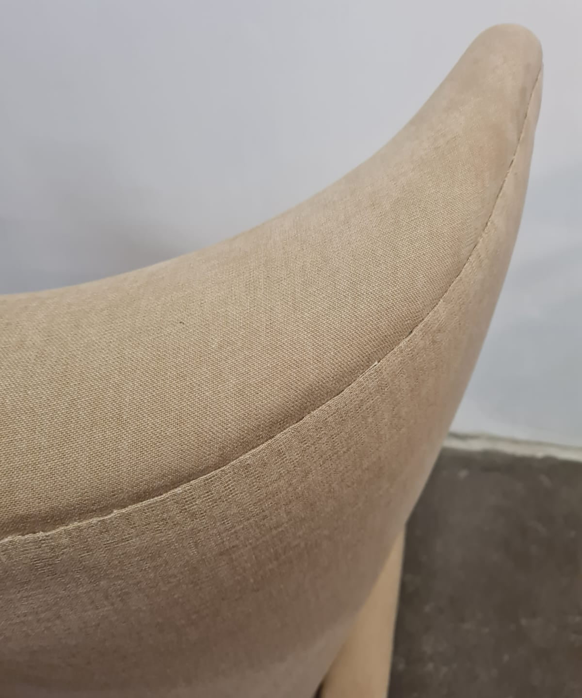 Mid-Century_Ear_Chair,_Czechoslovakia