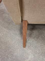 Mid-Century_Ear_Chair,_Czechoslovakia