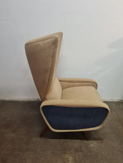 Mid-Century_Ear_Chair,_Czechoslovakia