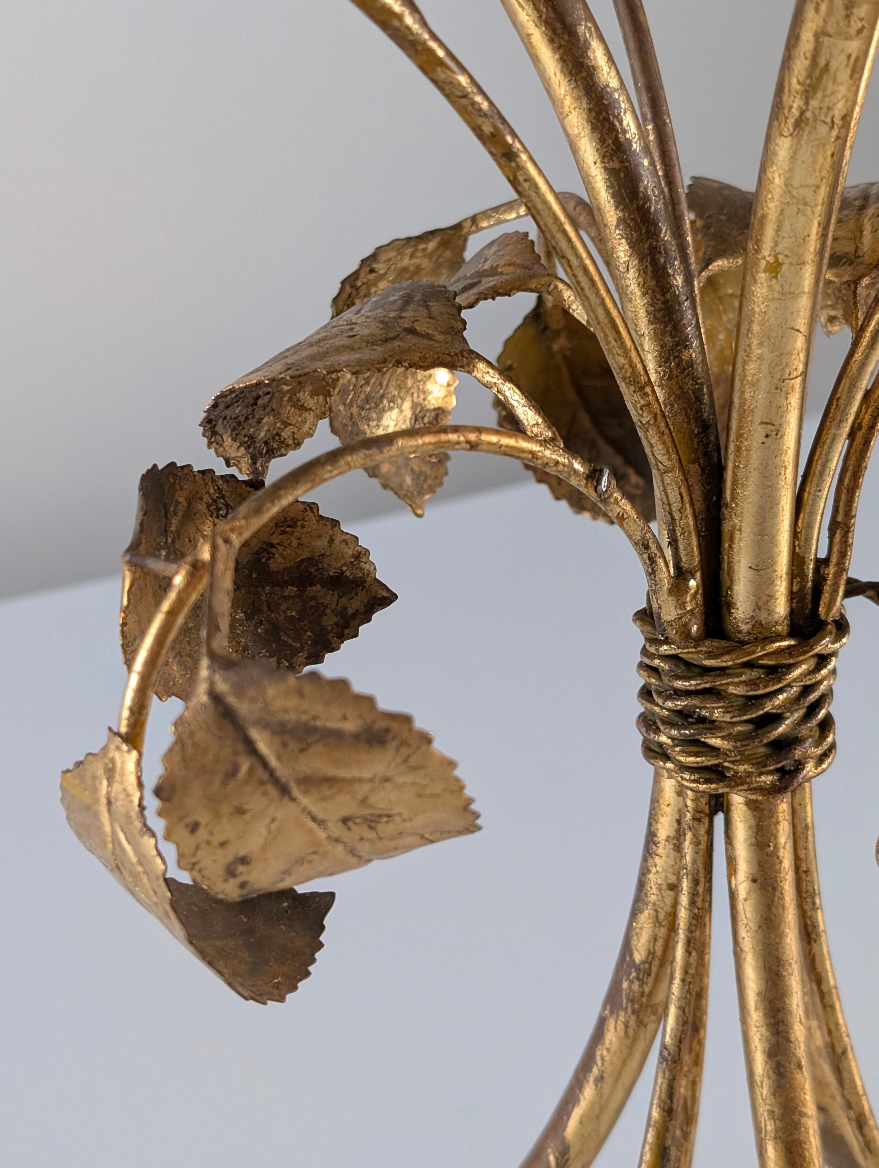 Hollywood_Regency_Gilt_Metal_Rose_Side_Table_with_Clear_Glass_Top,_1970s
