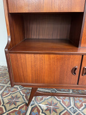 Louis_Van_Teeffelen_Cabinet_for_Wébé_in_Teak,_Dutch_Mid_Century_Modern,_1960s