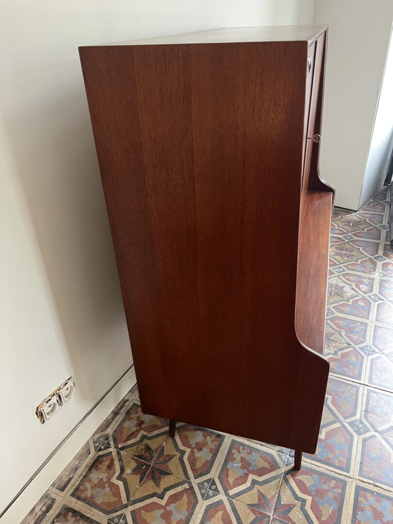 Louis_Van_Teeffelen_Cabinet_for_Wébé_in_Teak,_Dutch_Mid_Century_Modern,_1960s