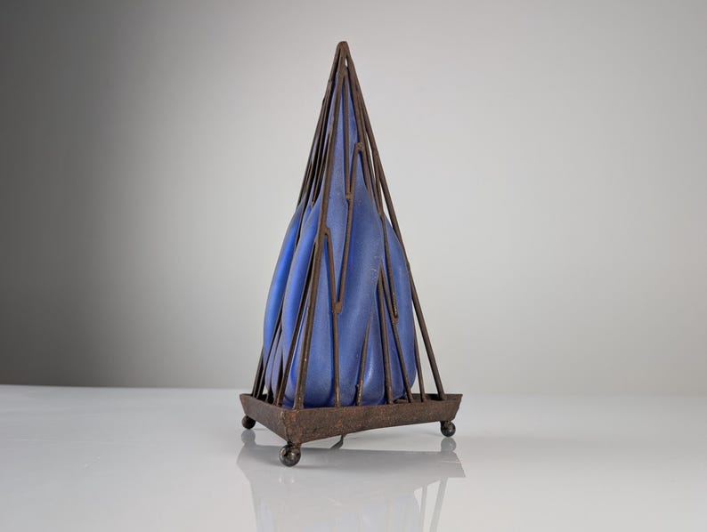 Mid-century_iron_and_blown_glass_pyramid_table_lamp
