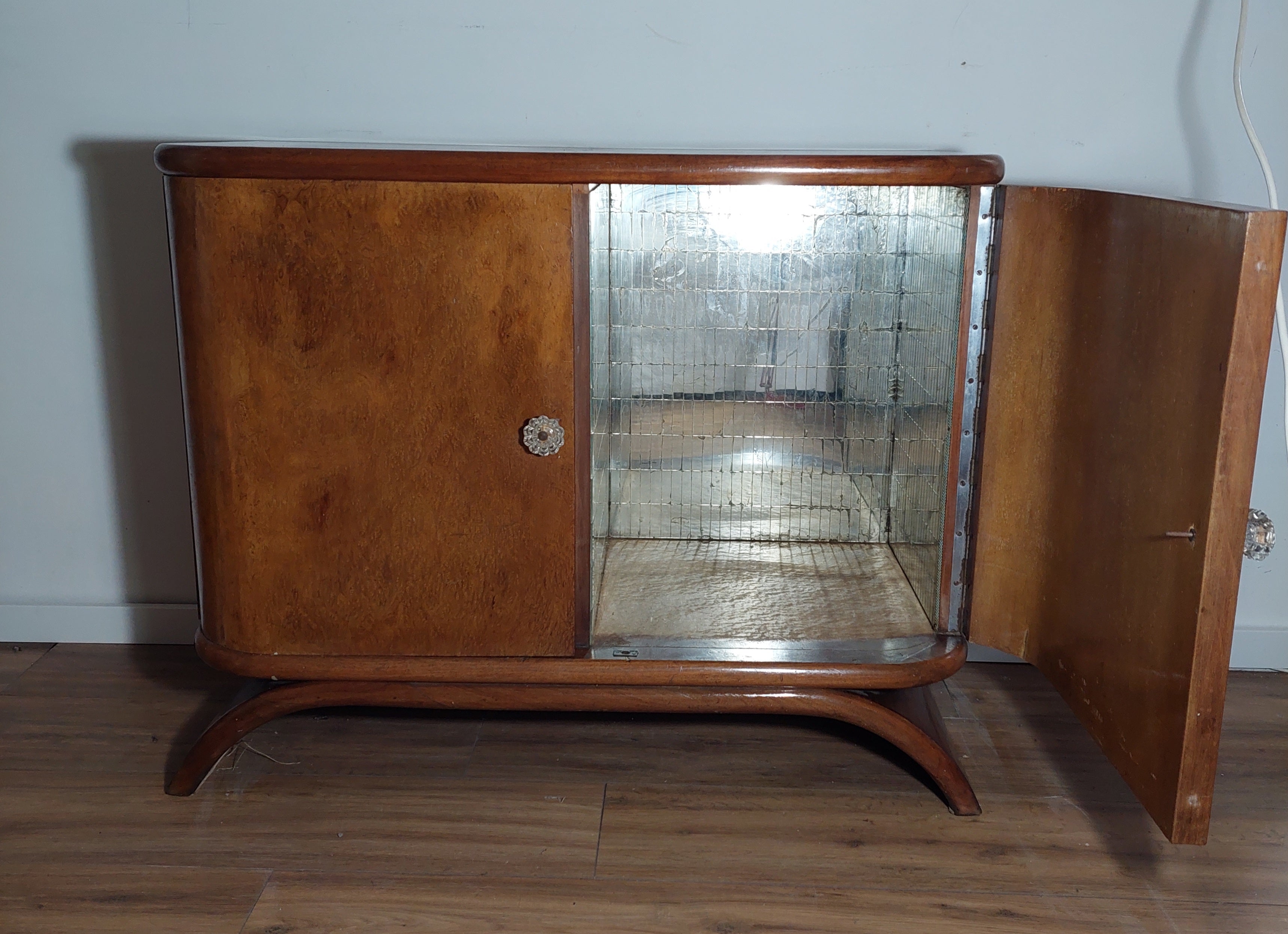 Mid_Century_Cocktail_Cabinet