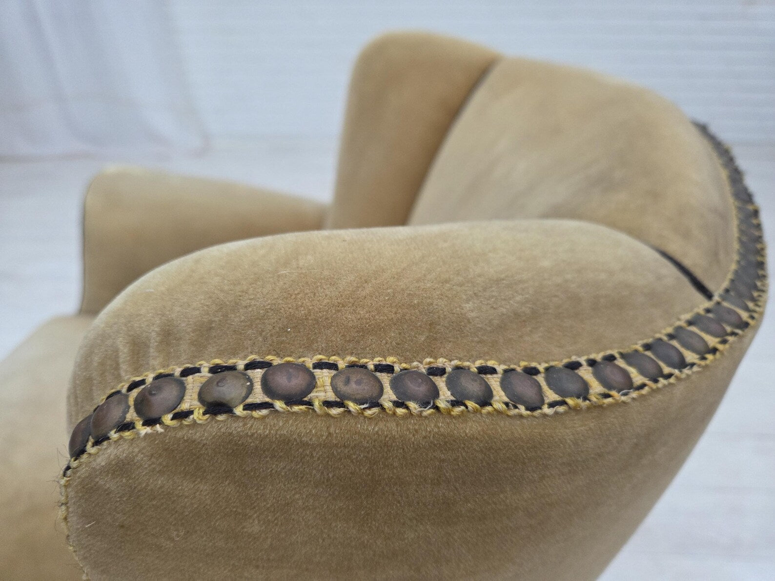 Danish_Relaxation_Armchair_in_Wood_and_Velour,_1950s,_Denmark