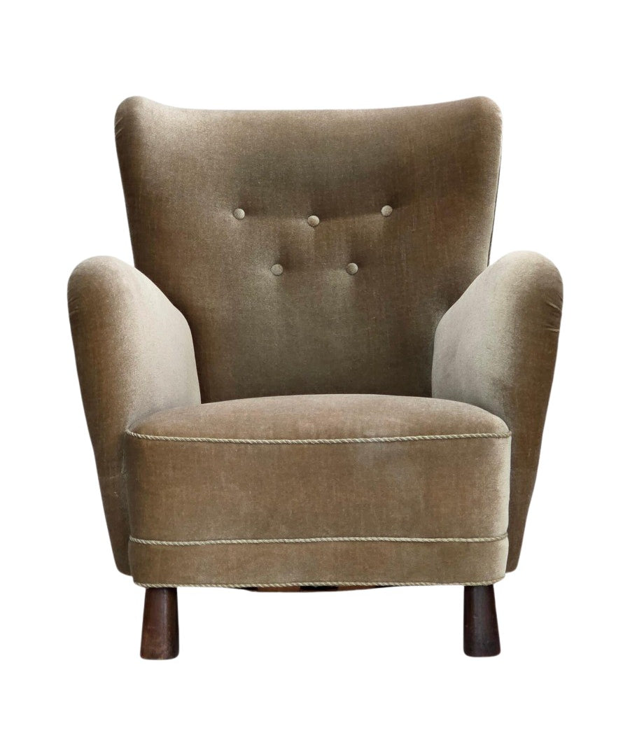 Mid-Century_Modern_Armchair,_Green_Upholstery_&_Oak_Legs,_1960s_Denmark