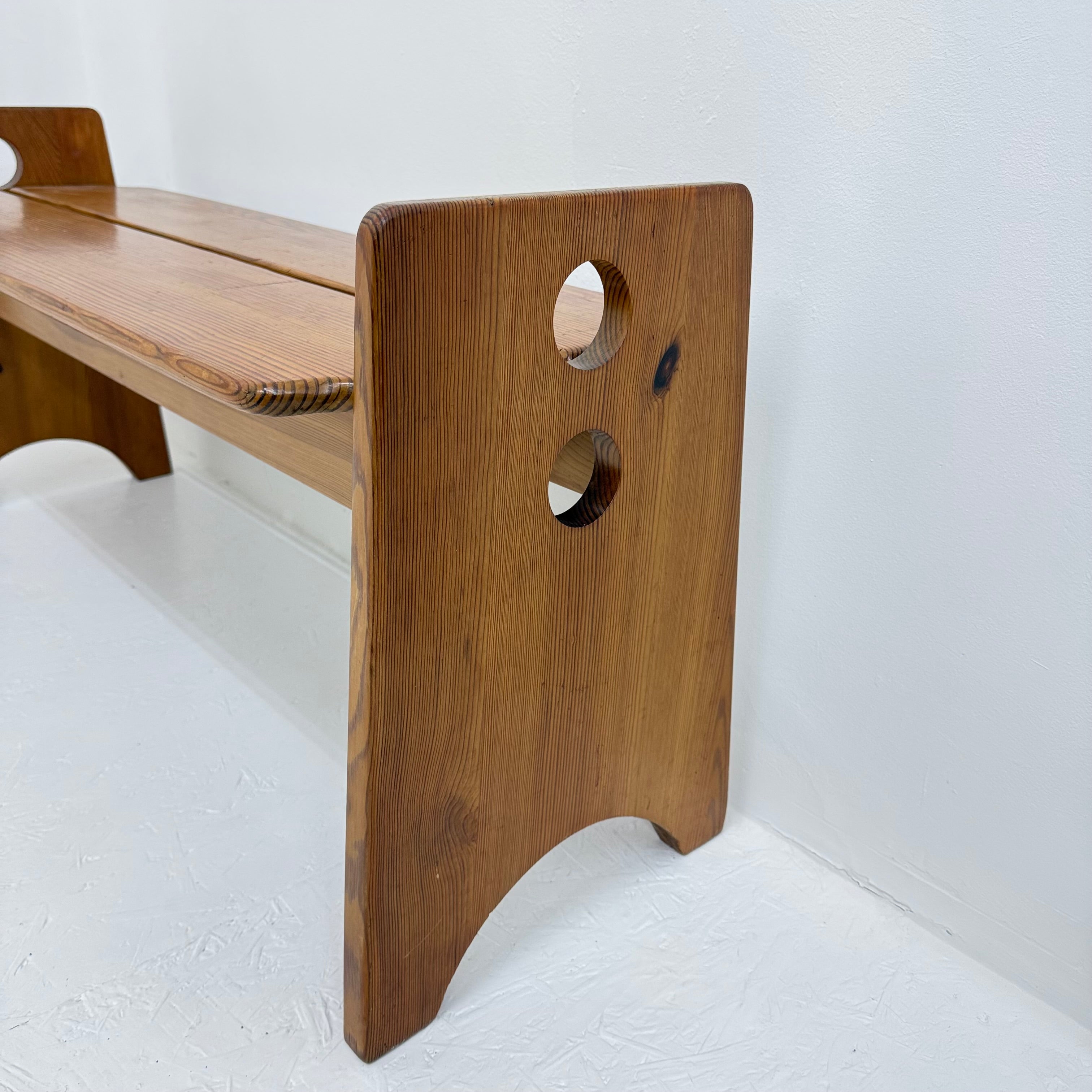 Gilbert_Marklund_Pine_Bench_for_Furusnickarn_AB,_Sweden_1960s