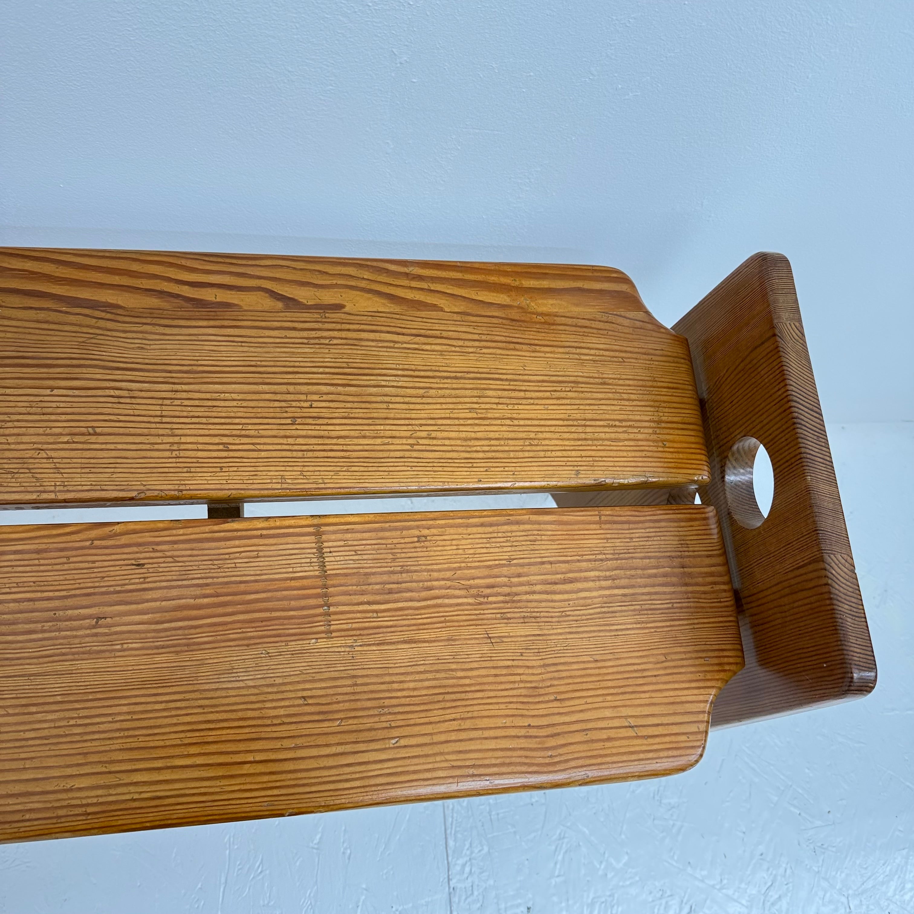 Gilbert_Marklund_Pine_Bench_for_Furusnickarn_AB,_Sweden_1960s
