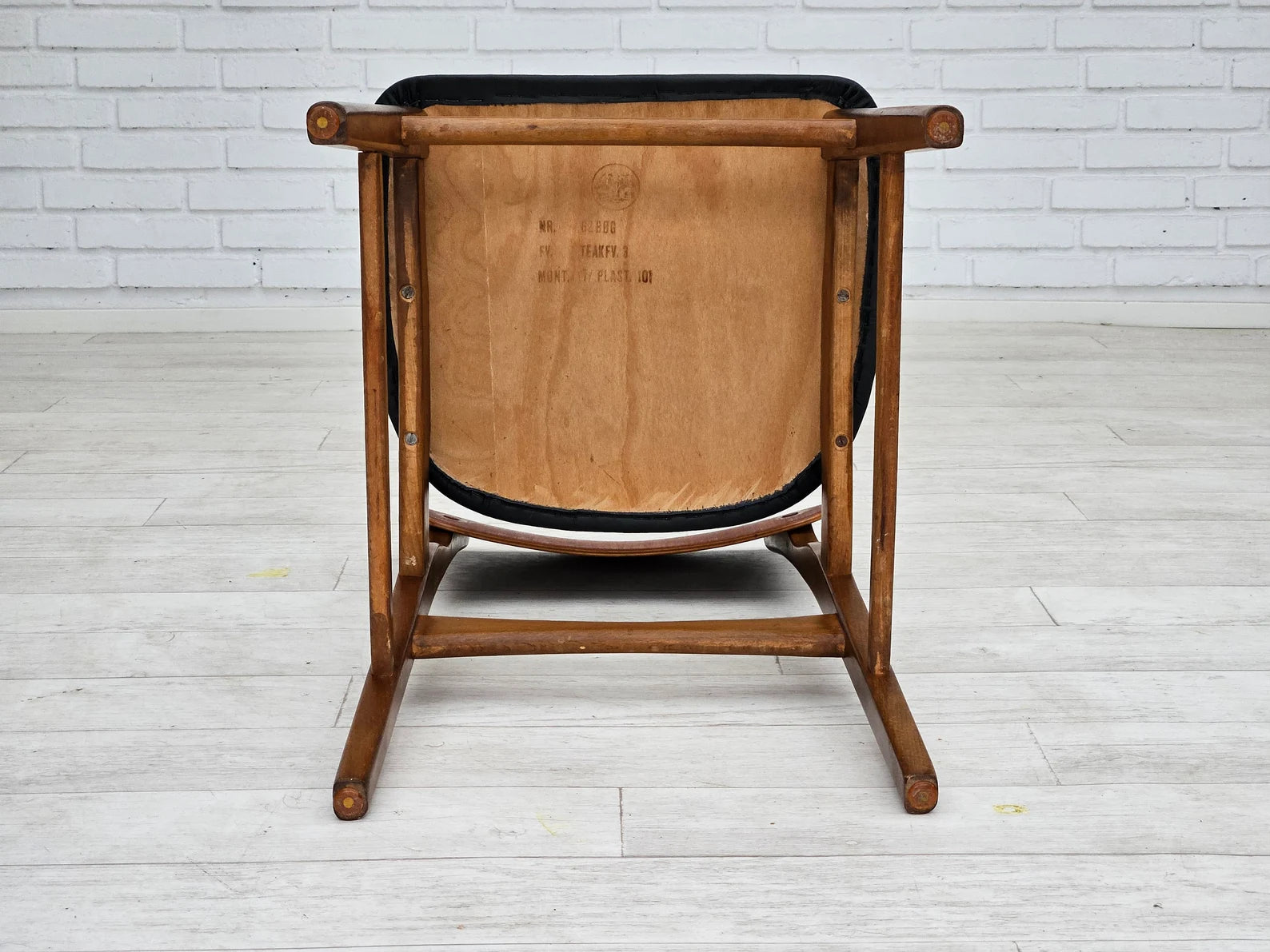 Set_of_3_Model_62_Dining_Chairs_by_Ib_Kofod-Larsen,_1960s,_Denmark