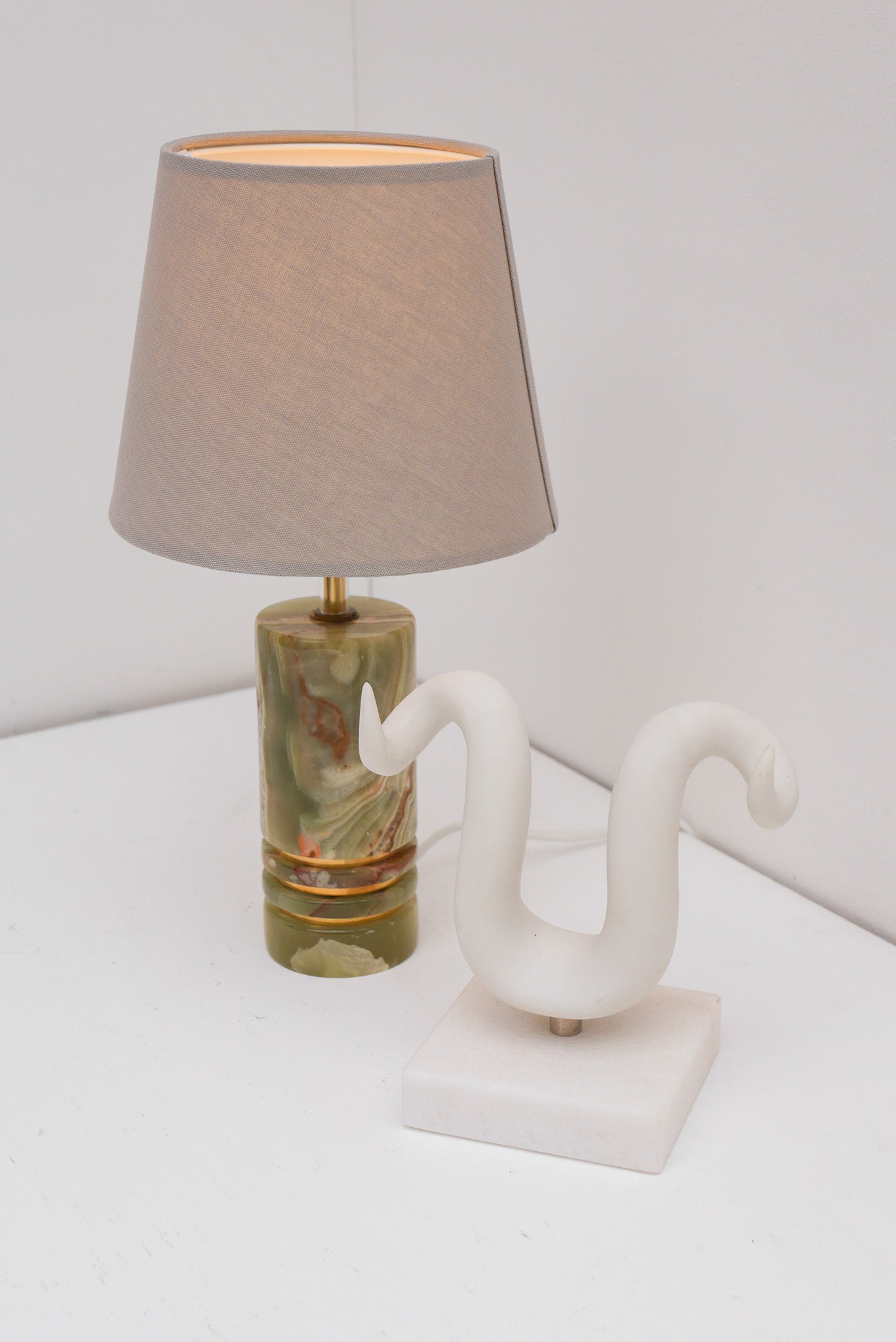 “Pierre_Véritable”_Onyx_and_Brass_Table_Lamp,_Italy,_1960s