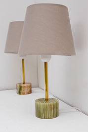 Set_of_2_“Pierre_Véritable”_Onyx_and_Brass_Table_Lamps,_Italy,_1960s