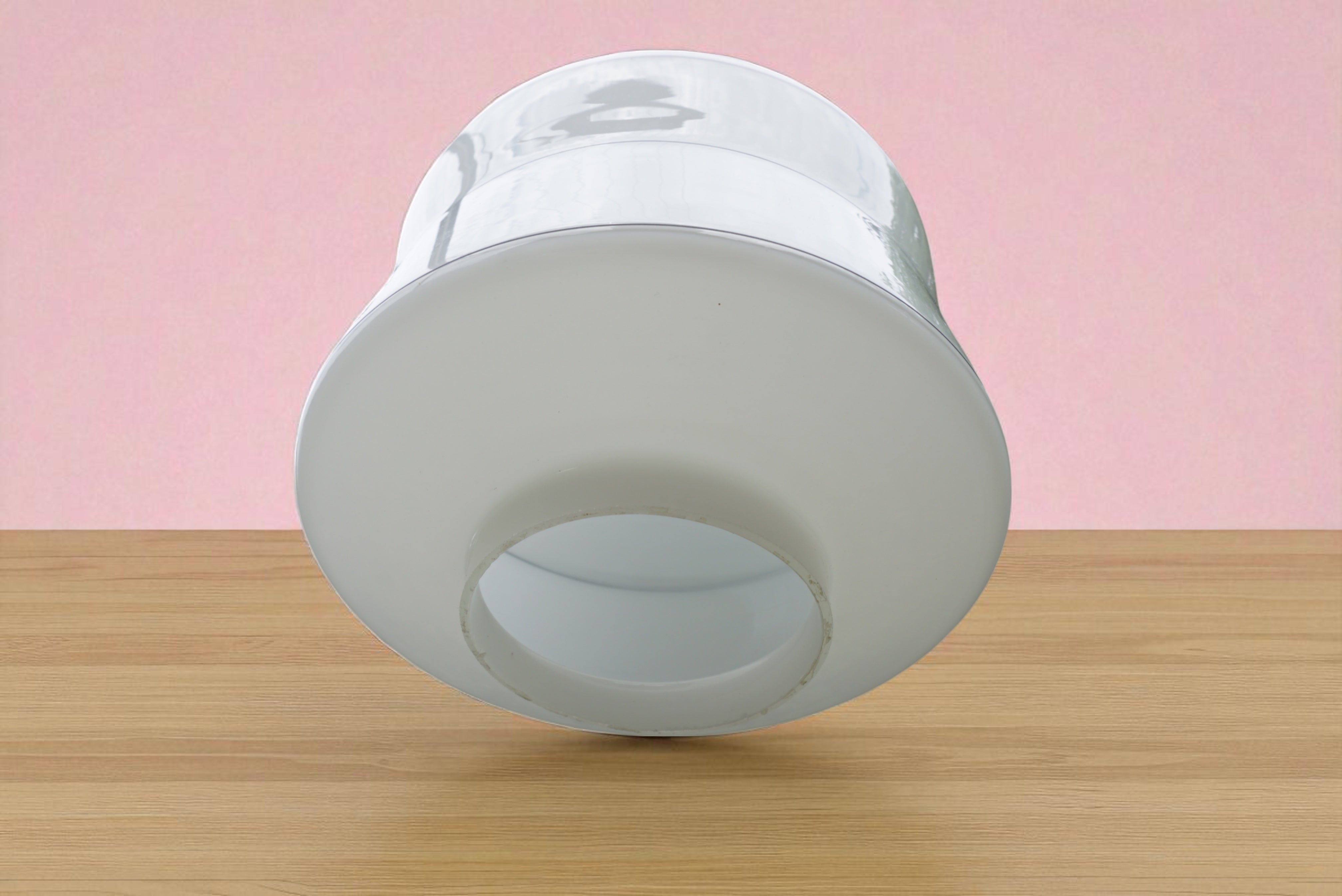 Mid-century_modern_Italy_opal_glass_lamp