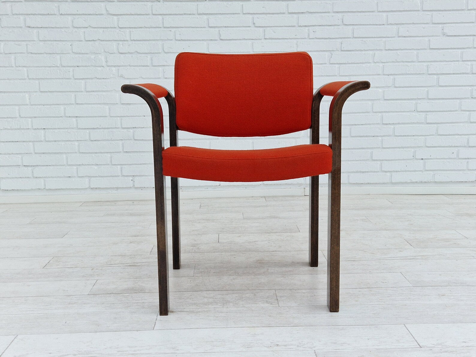 Set_of_2_Mid-Century_Modern_Lounge_Chairs_&_Footstools_Göte_Möbler,_1970s_Denmark