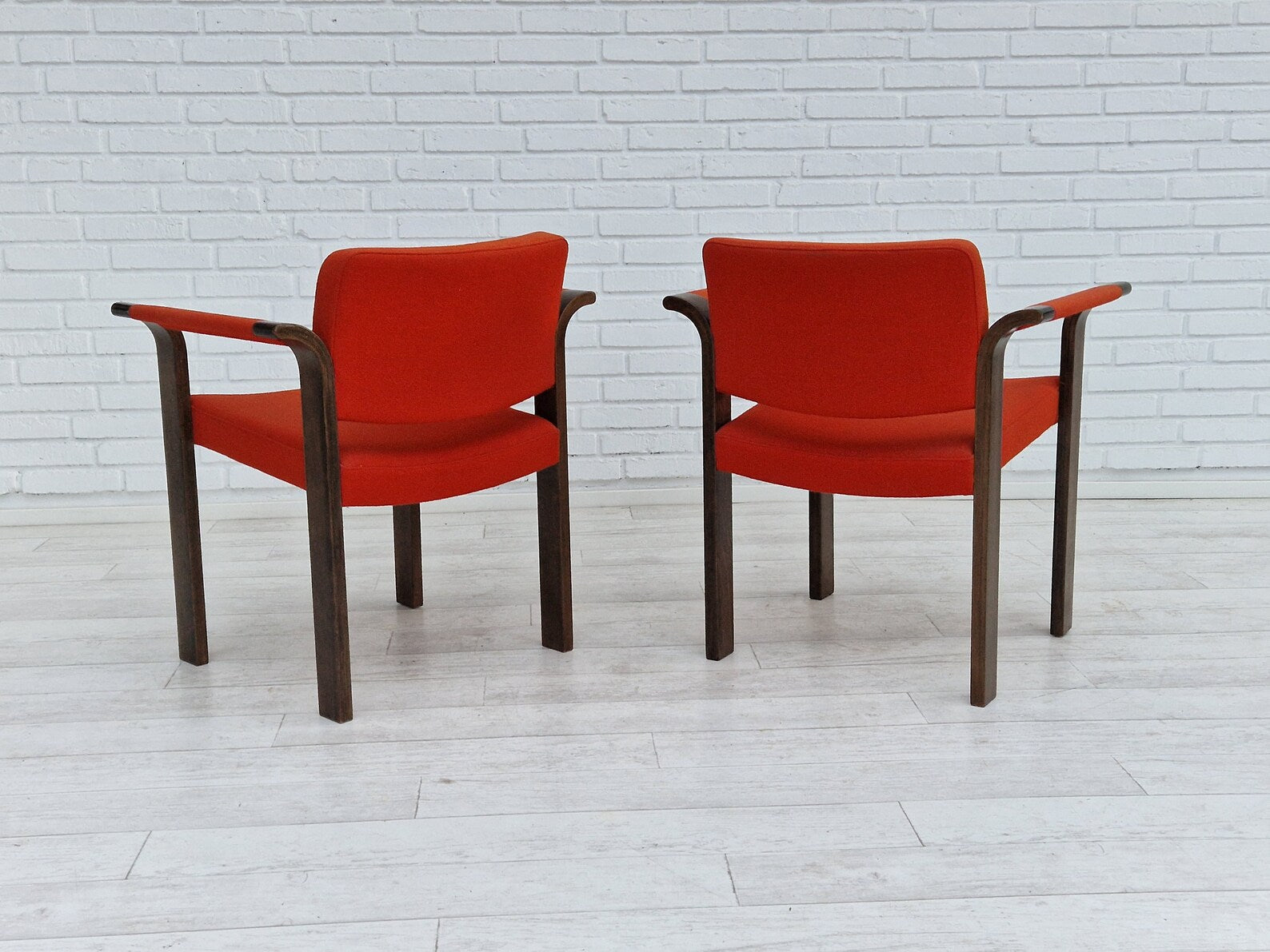 Set_of_2_Mid-Century_Modern_Lounge_Chairs_&_Footstools_Göte_Möbler,_1970s_Denmark