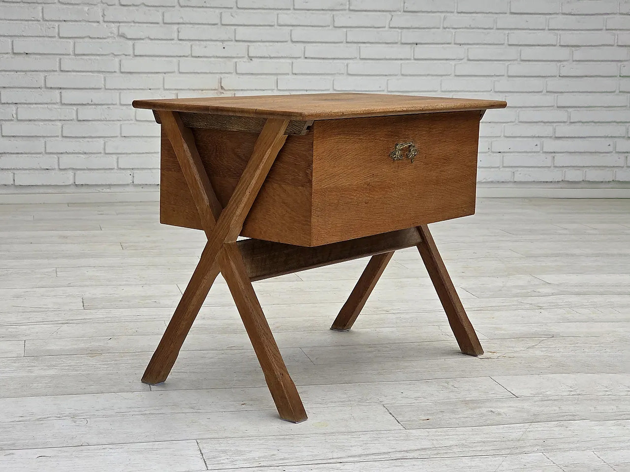 Mid-Century_Modern_Side_Table,_1970s_Denmark
