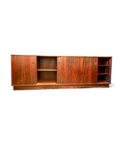 Mid-Century_Modern_Sideboard_by_Sven_Andersen_for_Brødrene_Andersen_Møbelfabrikk,_Norway