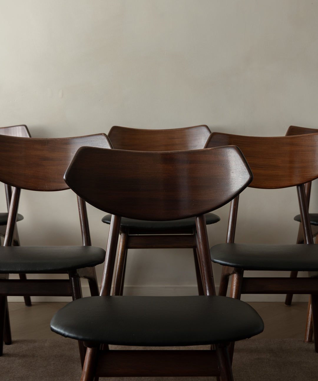 Set_of_6_Vintage_Dutch_Teak_Dining_Chairs_by_Louis_van_Teeffelen_for_AWA_Meubelfabriek,_1960s_Mid_Century_Modern