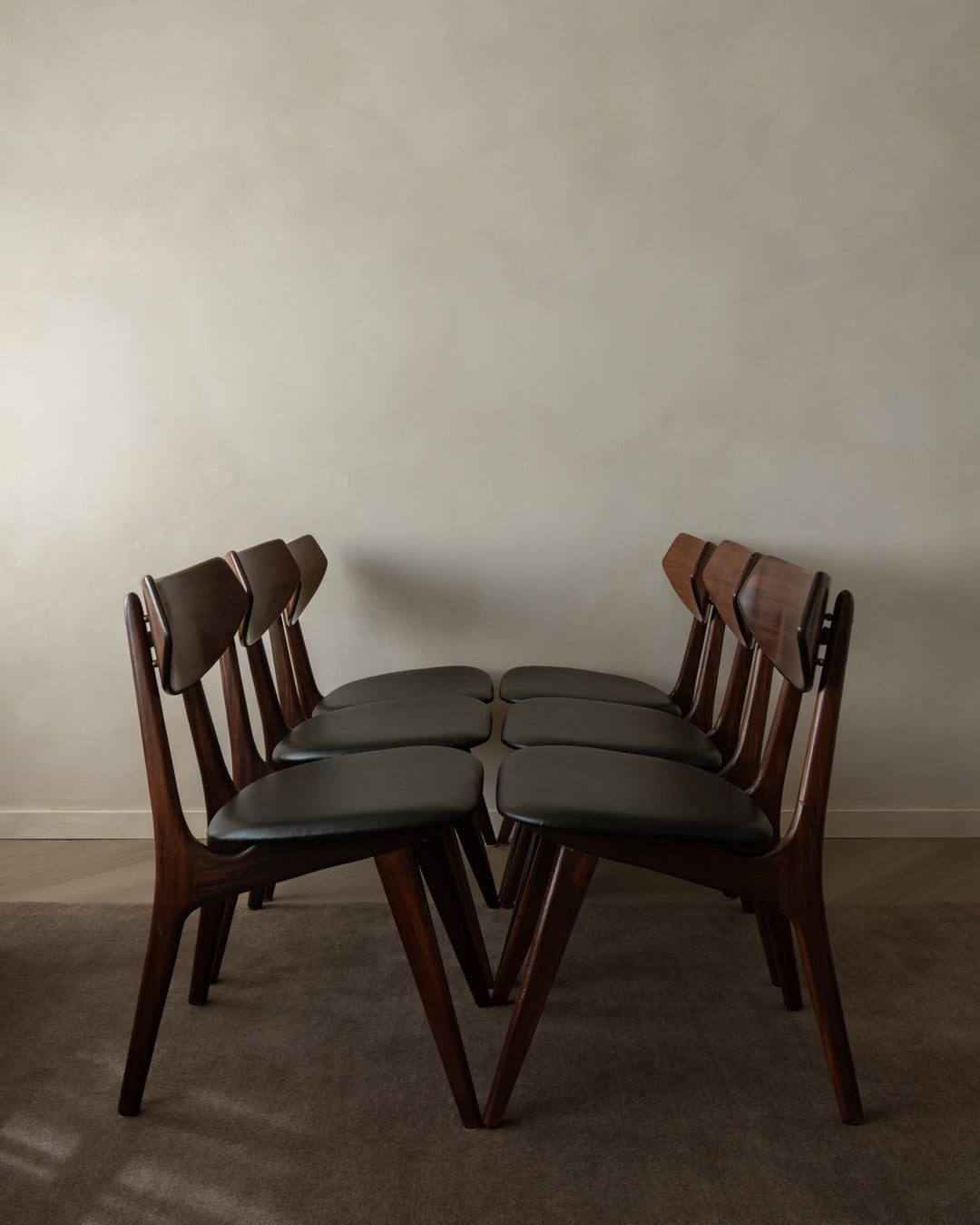 Set_of_6_Vintage_Dutch_Teak_Dining_Chairs_by_Louis_van_Teeffelen_for_AWA_Meubelfabriek,_1960s_Mid_Century_Modern