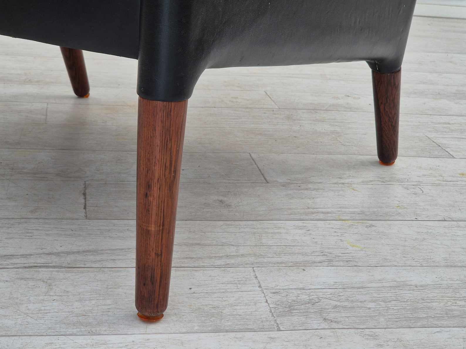 Mid-Century_Modern,_Upholstery_&_Wood_Frame_by_Kurt_Østervig,_1960s_Denmark