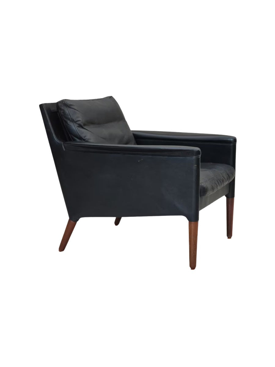 Mid-Century_Modern,_Upholstery_&_Wood_Frame_by_Kurt_Østervig,_1960s_Denmark