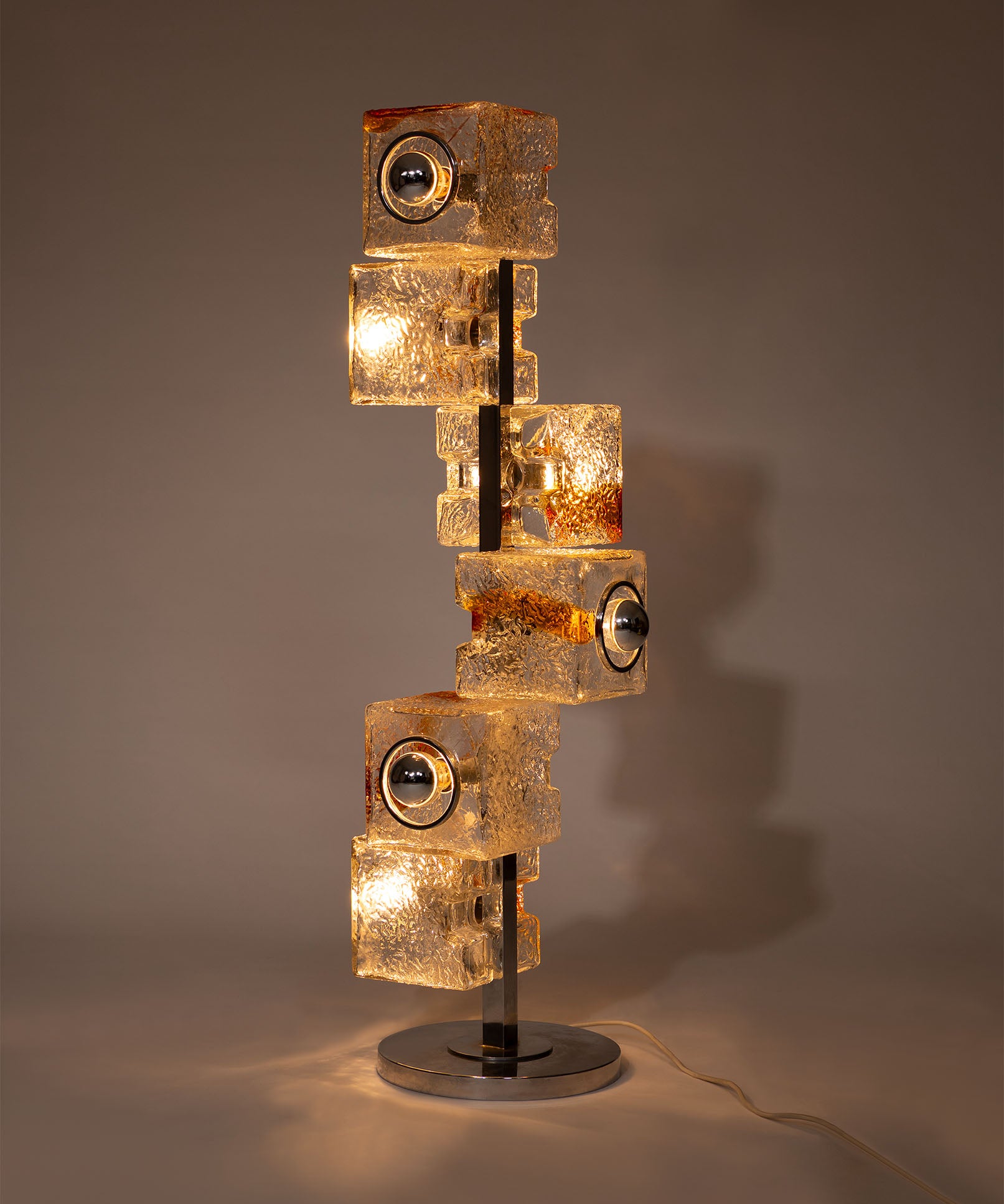 Toni_Zuccheri_Murano_Glass_Floor_Lamp_for_VeArt,_1970s