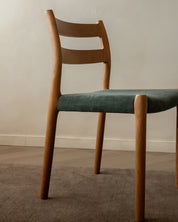 Set_of_4_Vintage_Danish_Oak_Model_84_Dining_Chairs_by_Niels_Otto_Møller_for_J.L._Møllers,_1970s_Scandinavian_Modern