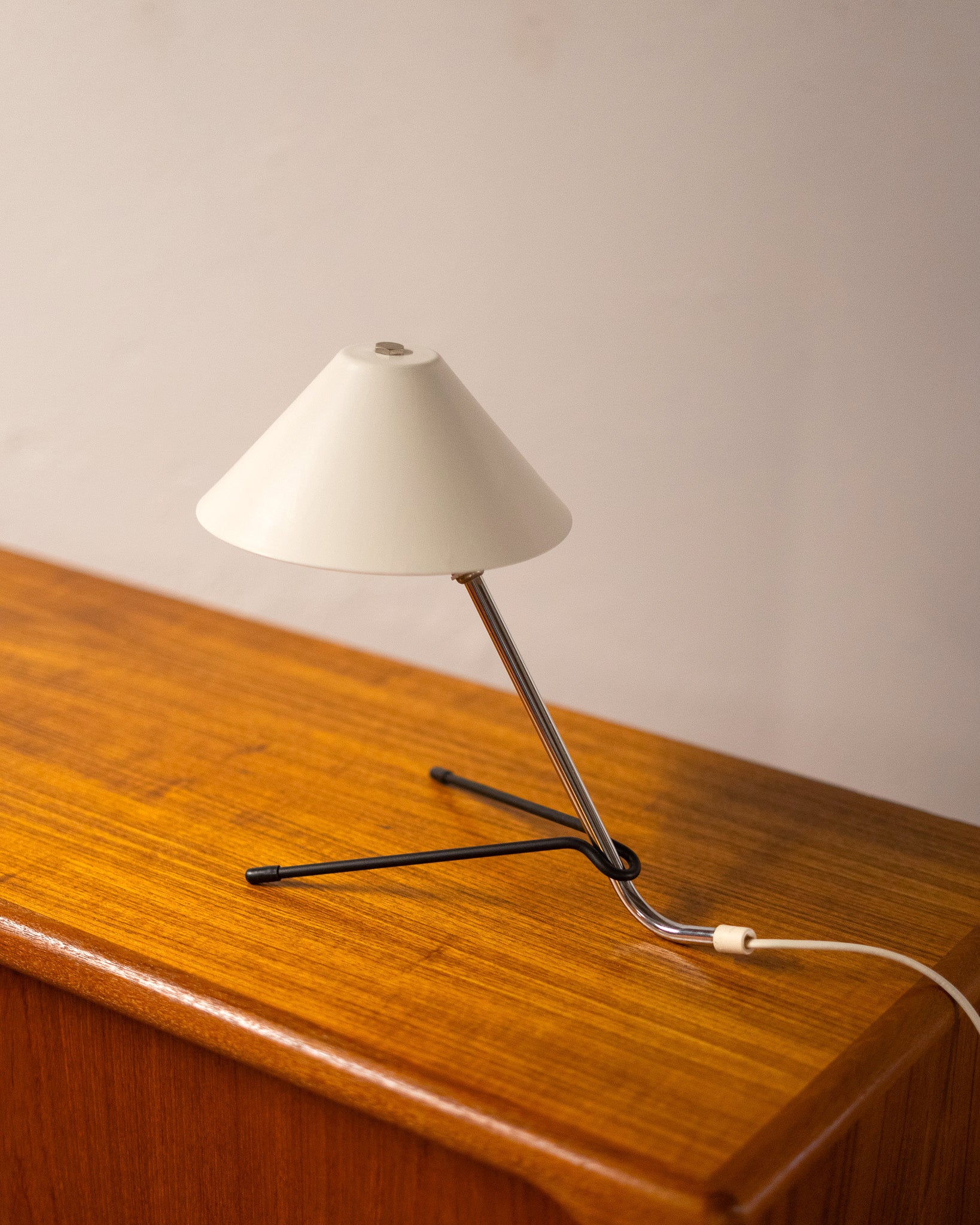 Mid_Century_Pinocchio_Desk_Lamp_in_the_style_of_Hala_Zeist