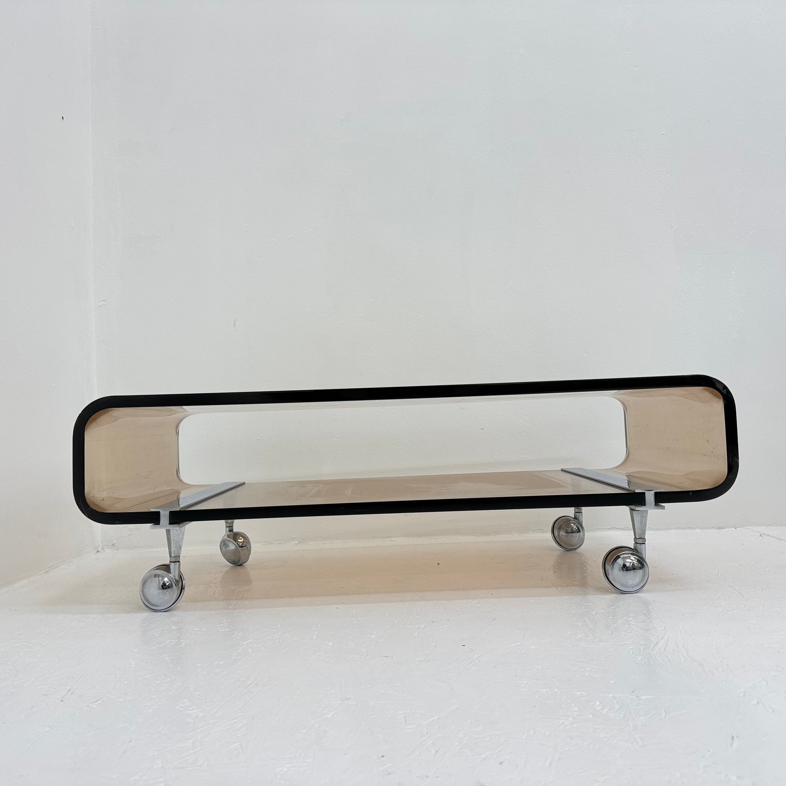 Michel_Dumas_Plexiglas_Coffee_Table_for_Roche_Bobois,_1972