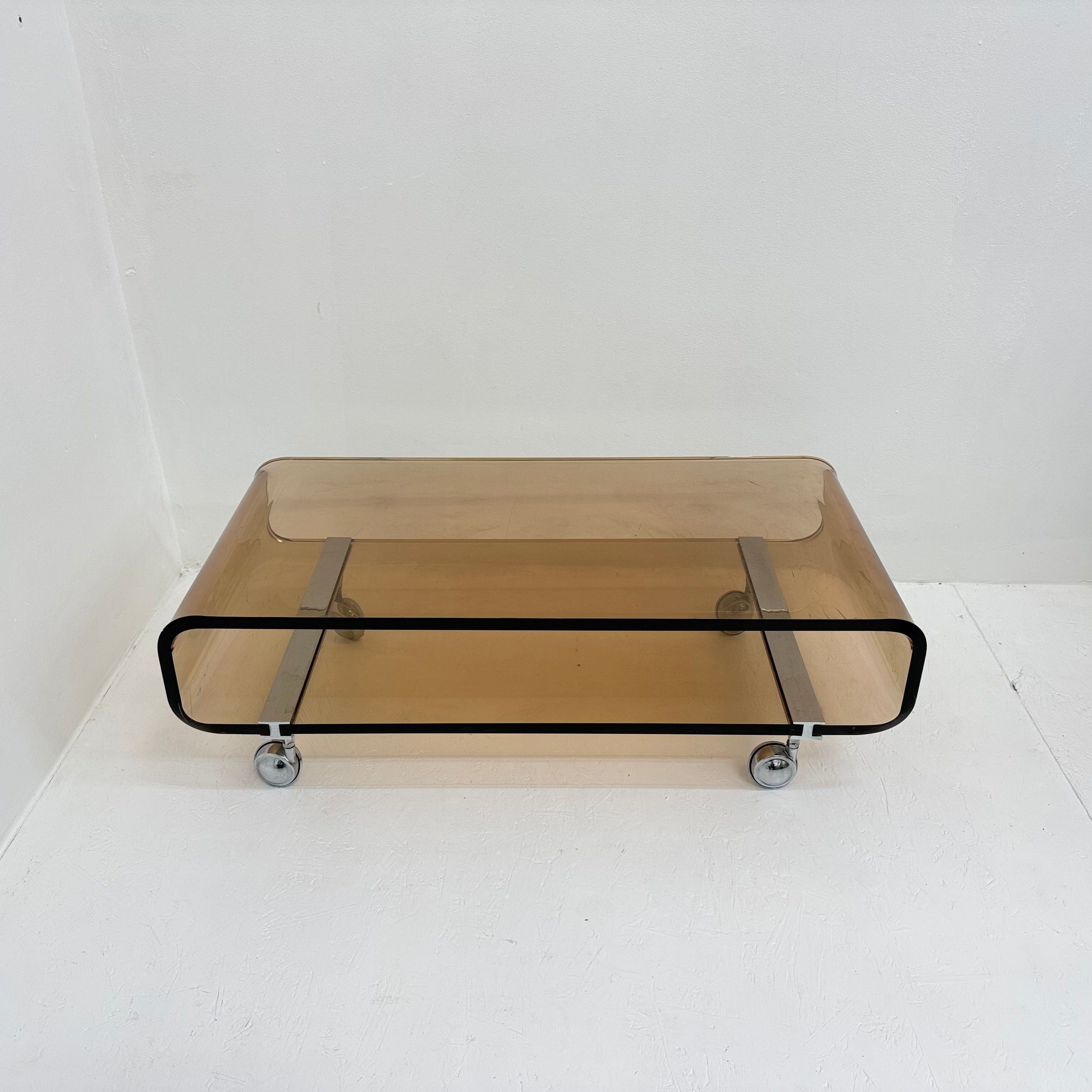 Michel_Dumas_Plexiglas_Coffee_Table_for_Roche_Bobois,_1972