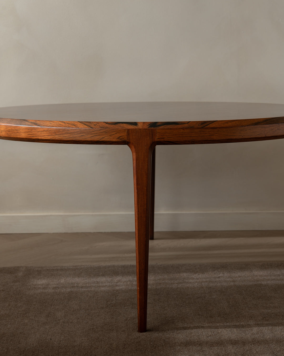 Model_283_Rosewood_Coffee_Table_by_Johannes_Andersen_for_CFC_Silkeborg,_Denmark_1960s