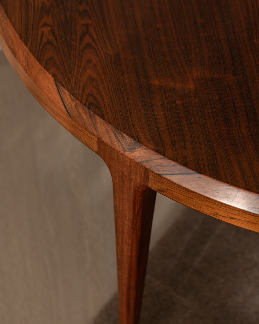 Model_283_Rosewood_Coffee_Table_by_Johannes_Andersen_for_CFC_Silkeborg,_Denmark_1960s