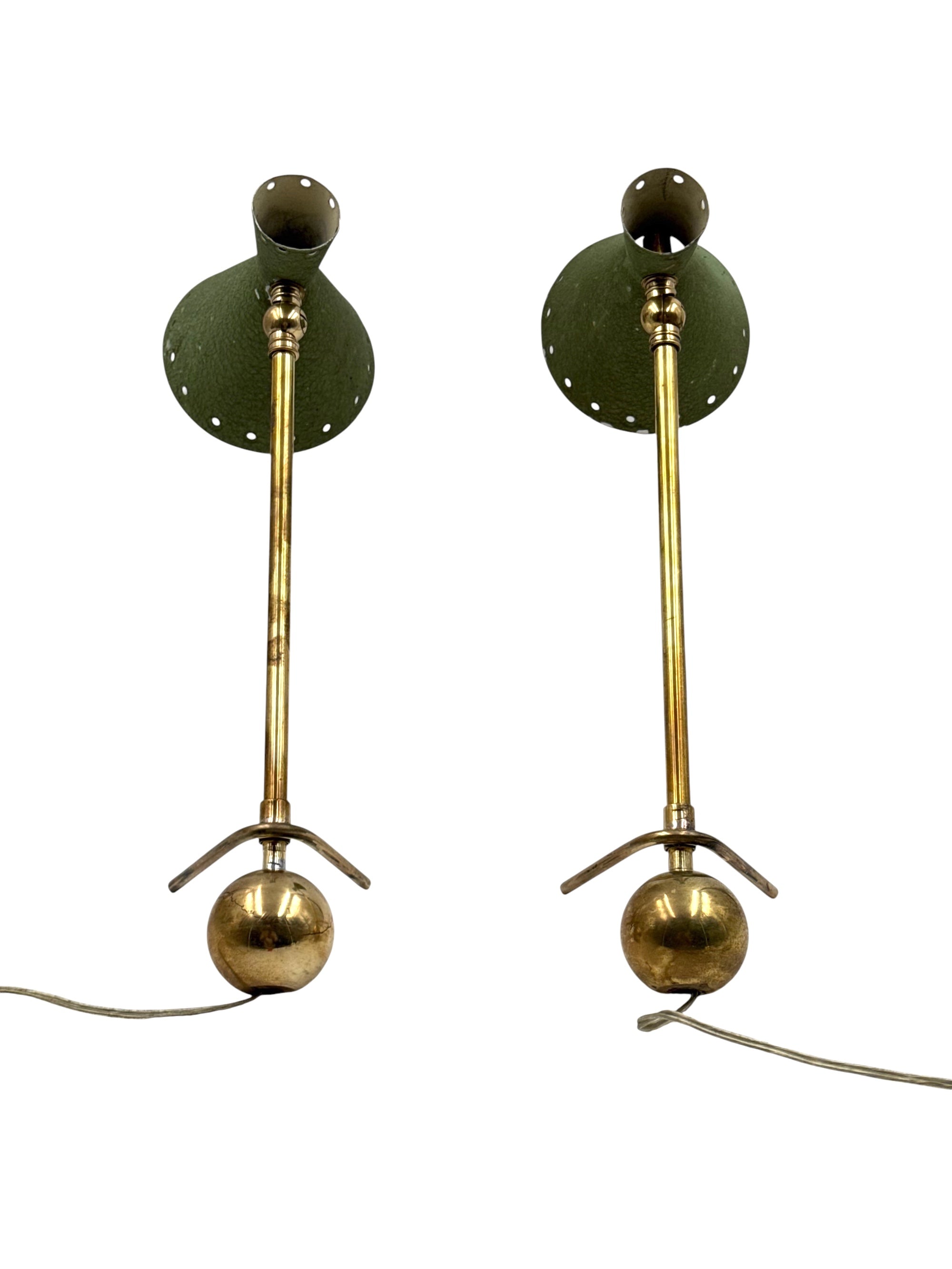Set_of_2_Stilnovo_Attributed_Articulating_Table_Lamps_in_Brass_and_Aluminum,_Italy_1950s
