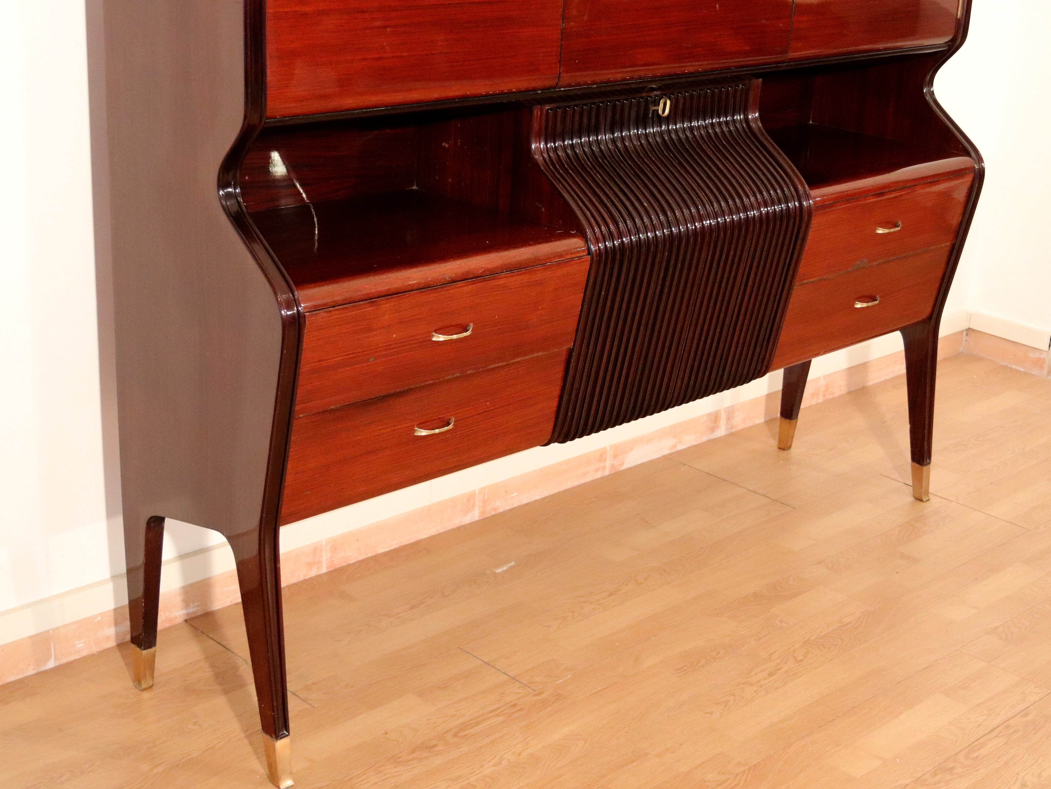 Osvaldo_Borsani_Rosewood_Sideboard_with_Bar_Cabinet_for_ABV,_Italy_1940s–50s