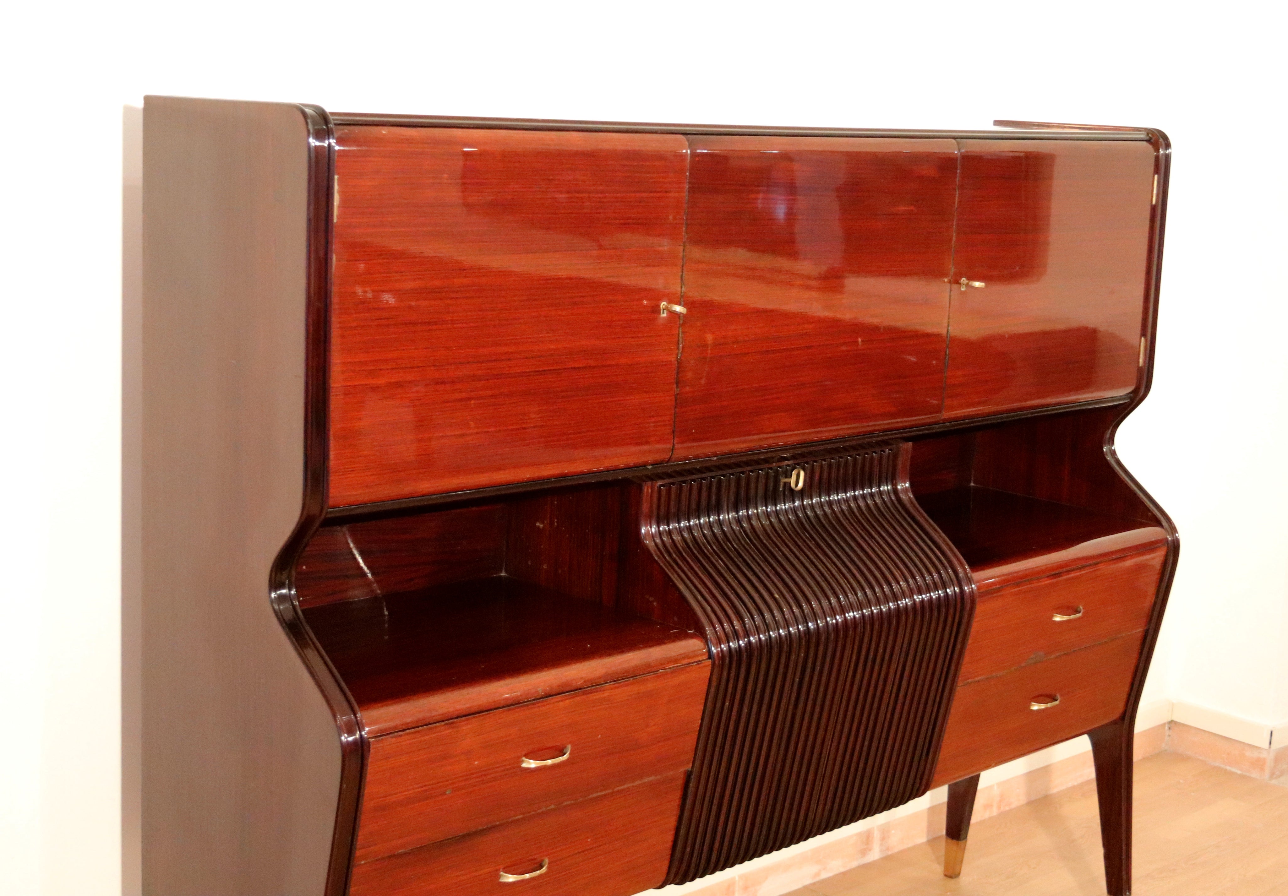 Osvaldo_Borsani_Rosewood_Sideboard_with_Bar_Cabinet_for_ABV,_Italy_1940s–50s