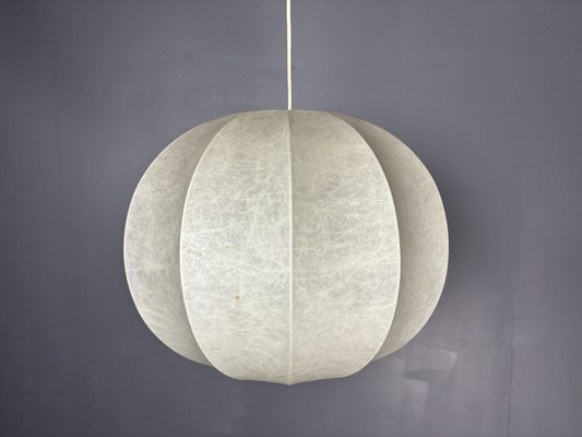 Mid-Century_Space_Age_Cocoon_Pendant_Lamp_by_Achille_Castiglioni,_1960s