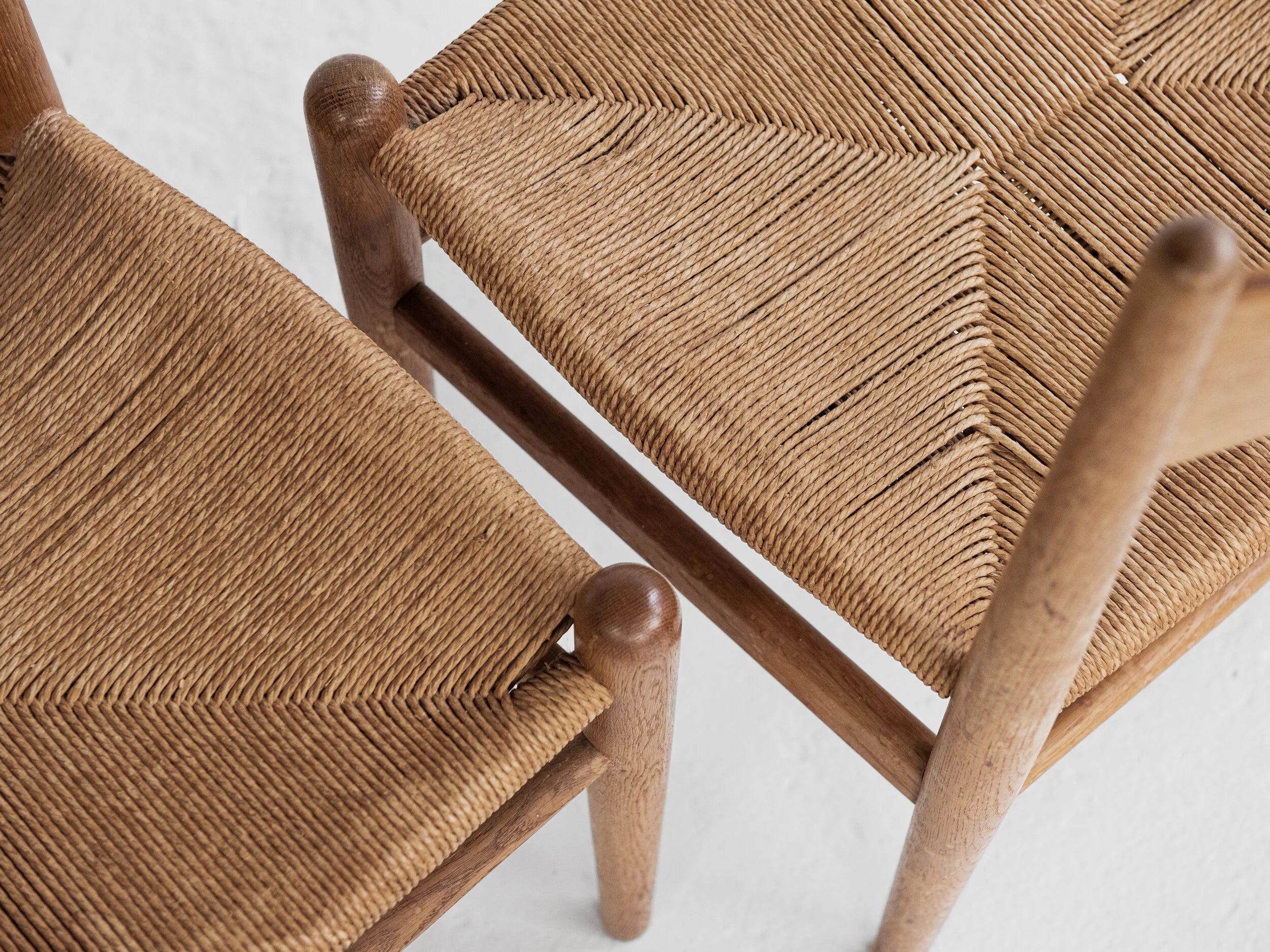 Midcentury_Danish_CH36_chair_in_oak_by_Hans_Wegner_for_Carl_Hansen_&_Søn