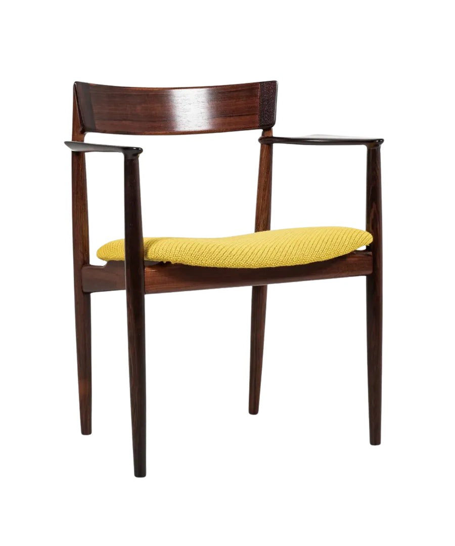 Midcentury_chair_with_armrests_in_rosewood_by_Henry_Rosengren_Hansen_for_Brande_Møbelindustri_1960s