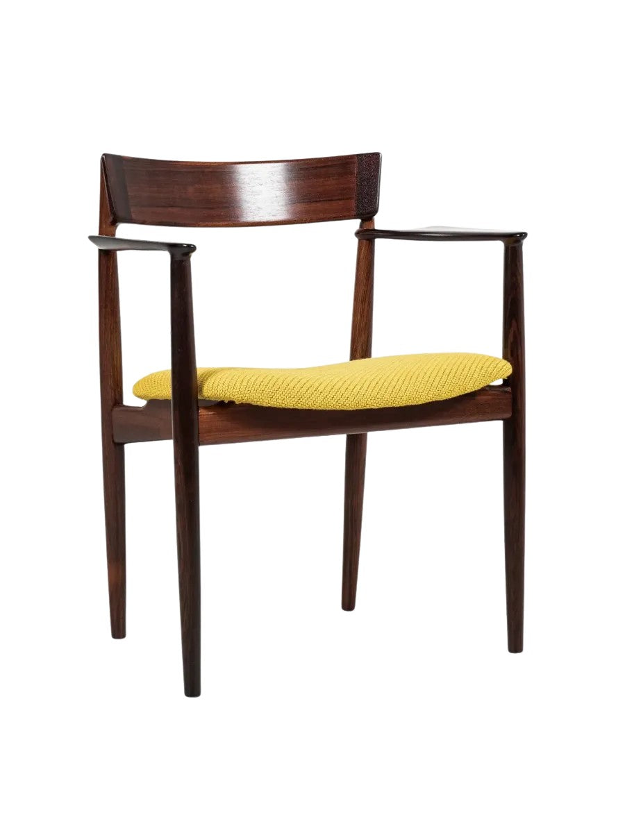 Midcentury_chair_with_armrests_in_rosewood_by_Henry_Rosengren_Hansen_for_Brande_Møbelindustri_1960s