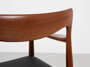 Midcentury_Danish_chair_with_armrests_in_teak_and_new_skai_by_Arne_Vodder_for_Vamo_1960s