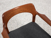 Midcentury_Danish_chair_with_armrests_in_teak_by_Arne_Hovmand_Olsen_for_Mogens_Kold_1960s