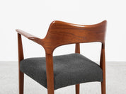 Midcentury_Danish_chair_with_armrests_in_teak_by_Arne_Hovmand_Olsen_for_Mogens_Kold_1960s