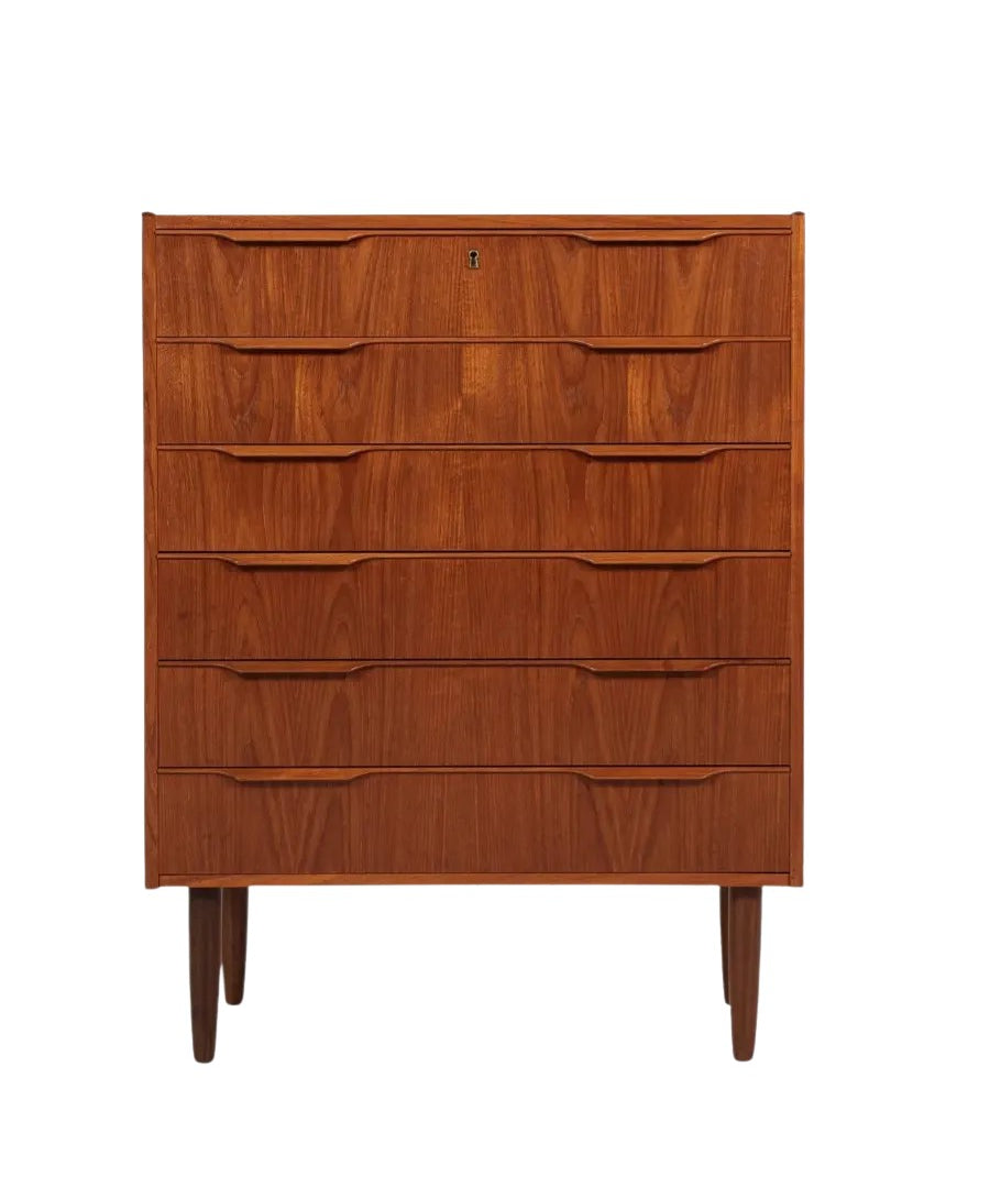 Midcentury_Danish_chest_of_6_drawers_in_teak_1960s
